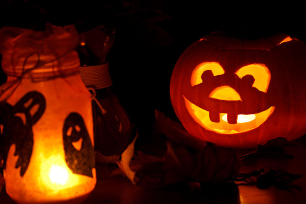 halloween-pumpkin-and-lights