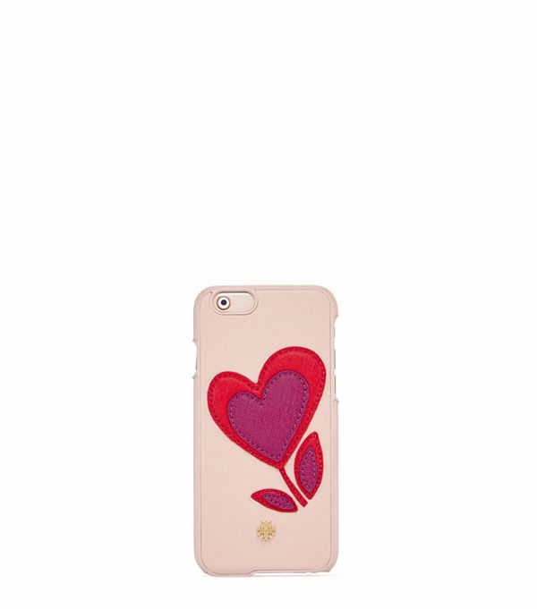 Tory Burch: Cover iPhone 6 con Cuore Applique’