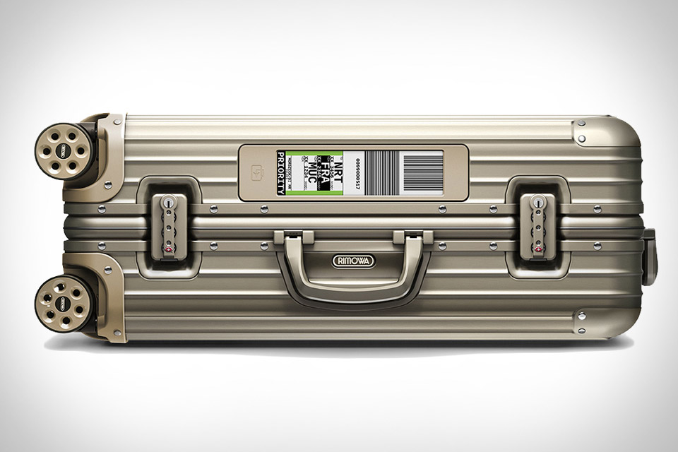 rimowa-electronic-tag