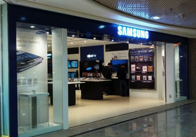 Singapore: Incendio nel Samsung Store