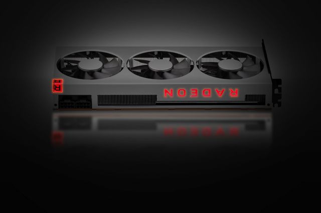 AMD Radeon VII: La Prima GPU a 7nm al Mondo è ora Disponibile!
