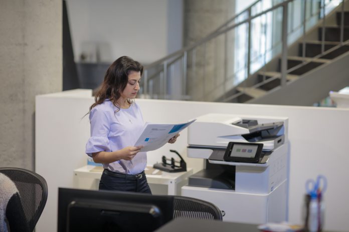 HP Reinventa la Stampa per gli Ambienti di Lavoro