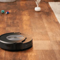 iRobot Presenta Roomba Combo j7+: Robot 2-1 più Avanzato al Mondo