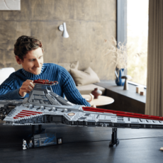 LEGO® Star Wars™ Incrociatore d’Attacco della Repubblica Classe Venator