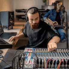 Exhibo Presenta la Nuova Serie di Mixer Analogici Signature Plus Series di Soundcraft